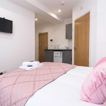 Sublime Stays Webberley Stylish Studio Stoke City Centre Exteriör bild