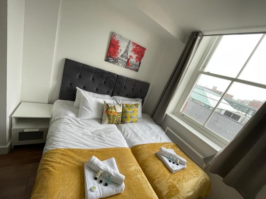 Sublime Stays Webberley Stylish Studio Stoke City Centre Exteriör bild