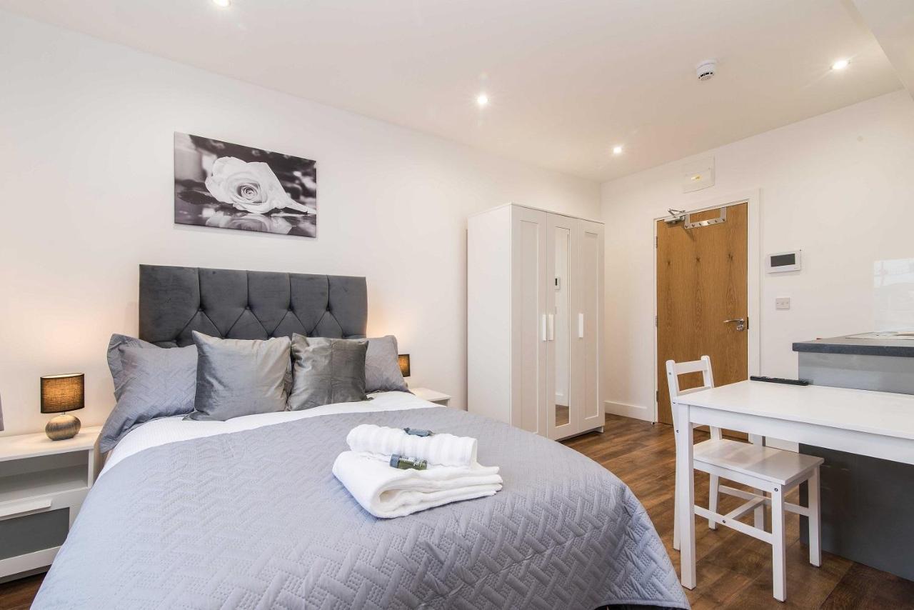 Sublime Stays Webberley Stylish Studio Stoke City Centre Exteriör bild